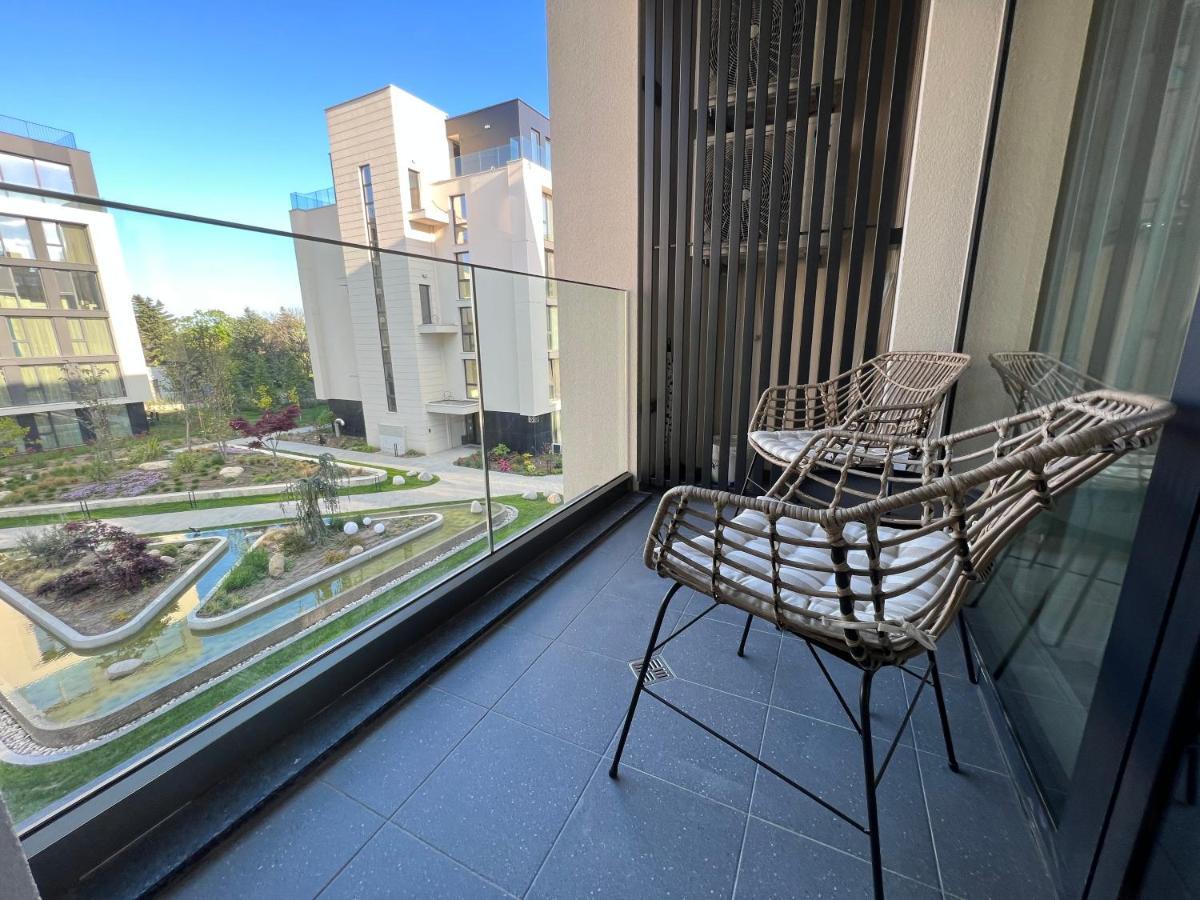 Luxe Sea Apartment Saints Constantine and Helena Exterior photo